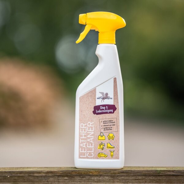 Bense & Eicke Leather Cleaner Step 1